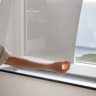 Simple Fix Sonnenschutz Fenster 114x118 cm, Sonnenschirm Innen, Dachfenster Verdunkelung ohne Bohren, Sonnenschutz mit Saugnäpfe