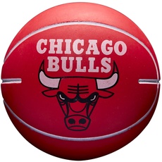 Wilson Basketball, NBA Dribbler, Chicago Bulls, Innen- und Außenbereich, Kindergröße, Ø 6 cm, schwarz/rot