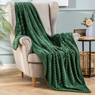 MIULEE Kuscheldecke Fleecedecke Flanell Decke Einfarbig Wohndecken Couchdecke Flauschig Überwurf Mikrofaser Tagesdecke Sofadecke Blanket Für Bett Sofa Schlafzimmer Büro 65x82Inch 170x210cm Dunkelgrün
