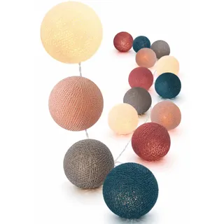 CREATIVECOTTON LED Lichterkette mit Cotton Balls inkl. Timer und Dimmer (Skandinavien, 35 Kugeln)