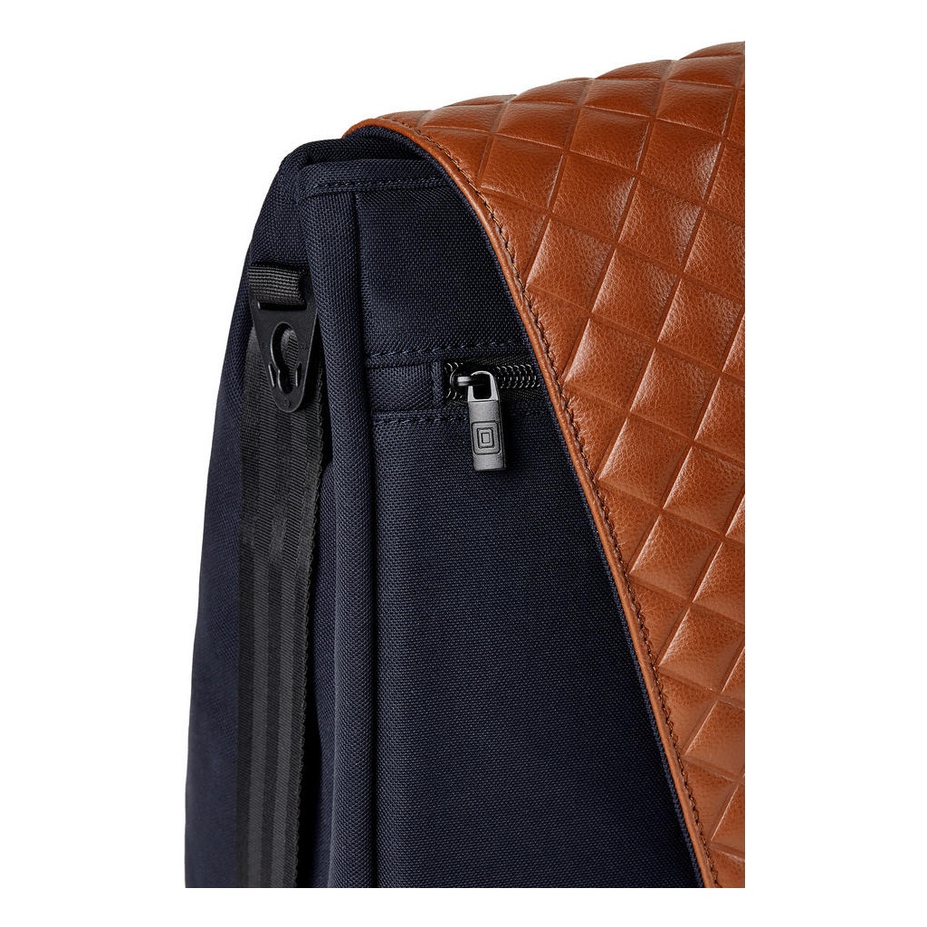 Bild von Premium Wickeltasche navy/brown leather