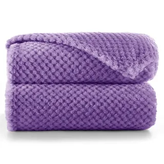 DecoKing Kuscheldecke 170x210 cm violett Decke Microfaser Wohndecke Tagesdecke Fleece weich sanft kuschelig skandinavischer Stil lila Henry