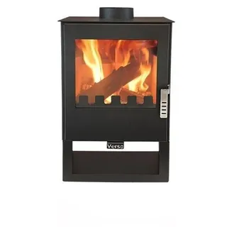Holzofen Verso 3 - 5 kW | Kompakt, effizient und leicht zu installieren