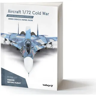 Vallejo 775070 - Buch: Flugzeuge im Kalten Krieg, Maßstab 1/72, Englisch - Spurweite N