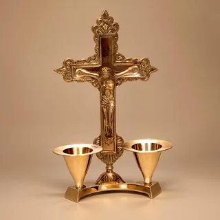 HASHCART® Katholisches Kruzifixkreuz mit Kerzenständer – Kerzenhalter (15,2 cm) – Jesus Christus Statue & Figur für Tischdekoration | Heimbüro Dekor | Kirche