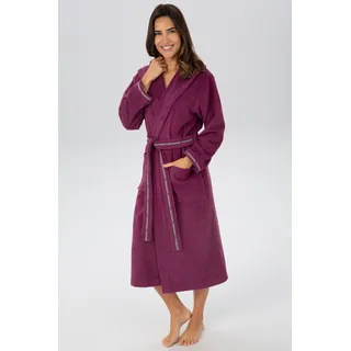 Damenbademantel BRUNO BANANI "Danny, ideal für Sauna & Spa, Hotelbademantel, Morgenmantel" Gr. XXXL, lila (beere), L:125cm, Walkfrottier, Hausmäntel, Damenbademantel, mit Logostreifen, aus 100% Baumwolle, XS-3XL