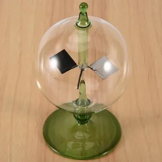 Grünes Crookes Solar Radiometer Solarschaufeln Windrad Geschenk für Zuhause