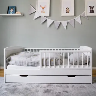 Kinderbett 70x140 cm mit Lattenrost, Schublade und Raufallschutz Vollholz in weiß - 140 x 70 cm perfekte Größe nach Gitterbett Babybett - Weiß