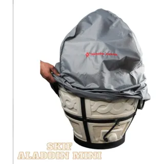 Der Vorhang Skif und Aladdin erwähnen Tandyrams