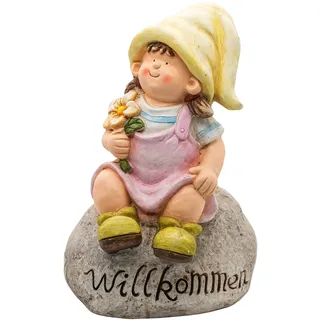 Wichtelstube-Kollektion Gartenfigur XXL Lisa als Gärtnerin sitzend auf Stein mit Wilkommen Schriftzug Gartendeko stehend frostsicher für Garten Balkon