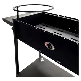 Mangal Batyr 60 Schaschlikgrill mit Ablage und Topfhalter