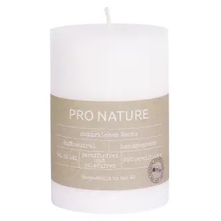 Müller Kerzen Stearin Stumpenkerze PRO NATURE gegossen, weiß, Nachhaltige Wachskerze ohne Palmöl und Paraffin, 1 Packung = 6 Stück, 68 x 100 mm (Ø x H)