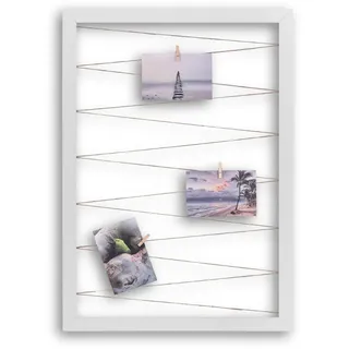 CLAMARO Fotohalter mit Fotoleine und 20 Holzklammern, Weiß Matt, 50 x 70 cm | MDF-Rahmen 30 mm breit, vollummantelt, Juteband gespannt, Massivholz-Clips, Metallaufhänger, für Fotocollage, Postkarten