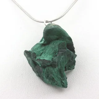 Mineralien und Steine Précieuses. Halskette Malachit Brut. 81.80 Ct. Kipushi