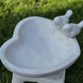 FABRIQ Vogeltränke Stein 3 kg – 3 kg – Durchmesser ca. 20 cm – Massiver Steinguss Wetterfest & frostfest bis −30 °C Gartendeko Premium