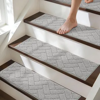 BEQHAUSE Stufenmatten, Anti-Rutsch-Treppenläufer Treppenstufen für hölzerne Schritte Innen Maschine waschbar 22x70cm Treppenstufen mit TPE - Rücken, für Kinder Ältere Haustiere, Grau, 4 Stück